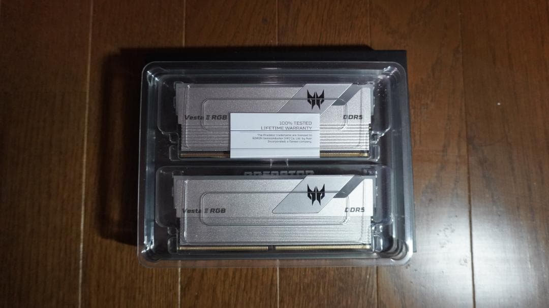 DDR5-6000 メモリ　16G×2 RGB