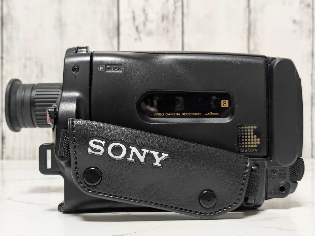 SONY　CCD-TR250　Video8　8mmテープ対応　豪華セット