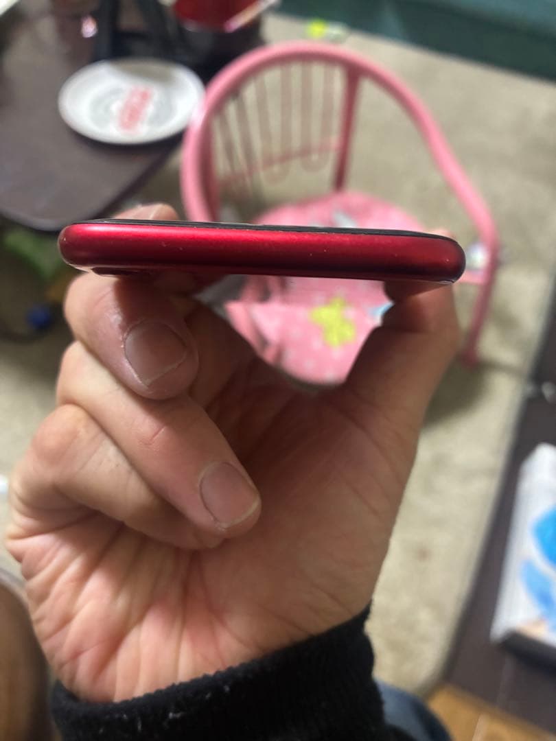 iPhone SE 第2世代　バッテリー100%