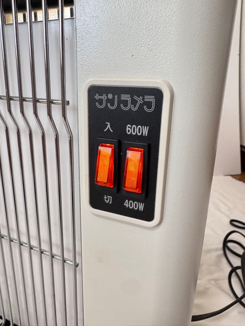 【美品】サンラメラ 600W 遠赤外線パネルヒーター