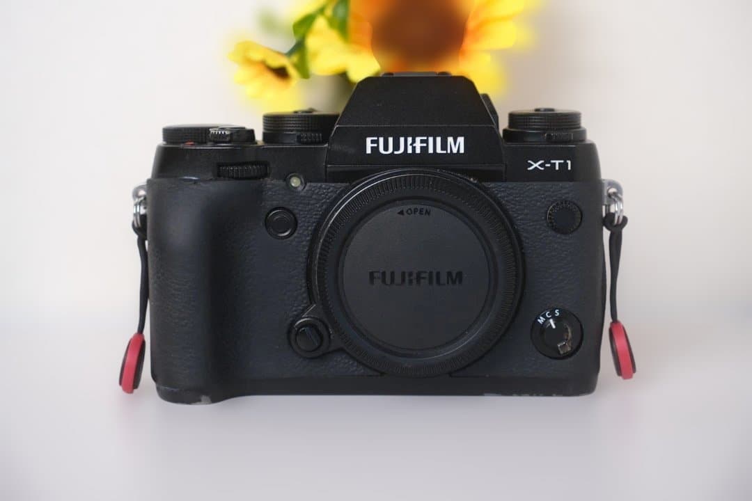 FUJIFILM X-T1 ミラーレス一眼 ブラック