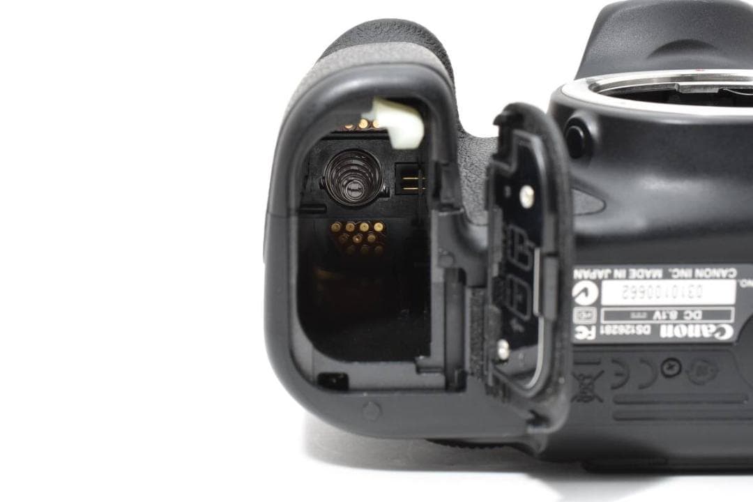 【実用美品】キヤノン Canon EOS 60D ボディ デジタル一眼レフ