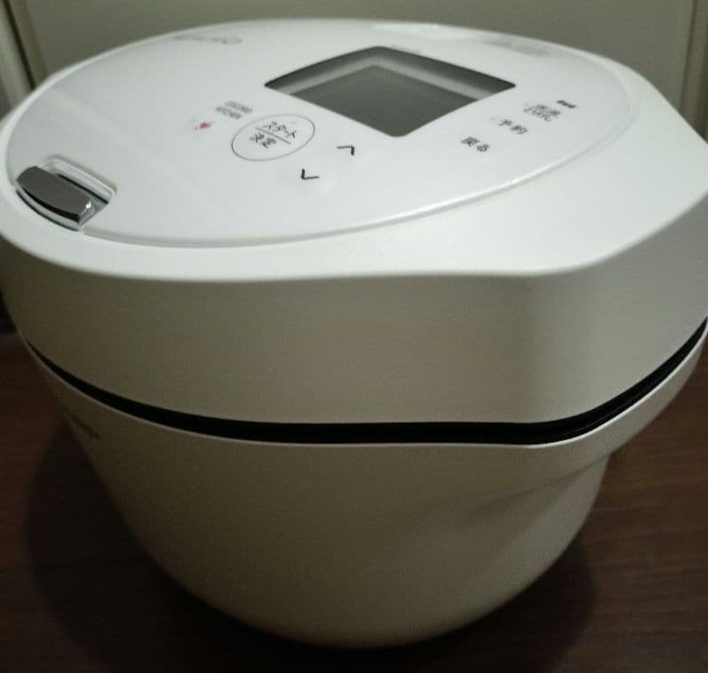 ヘルシオ ホットクック 電気無水調理鍋 KN-HW16G-W 未使用