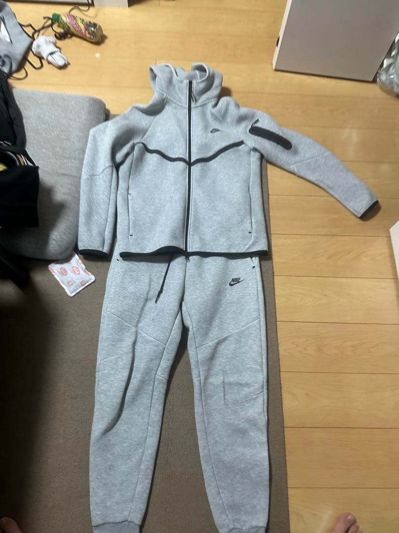 NIKEテックフリース上下セット 値下げ交渉乗ります！