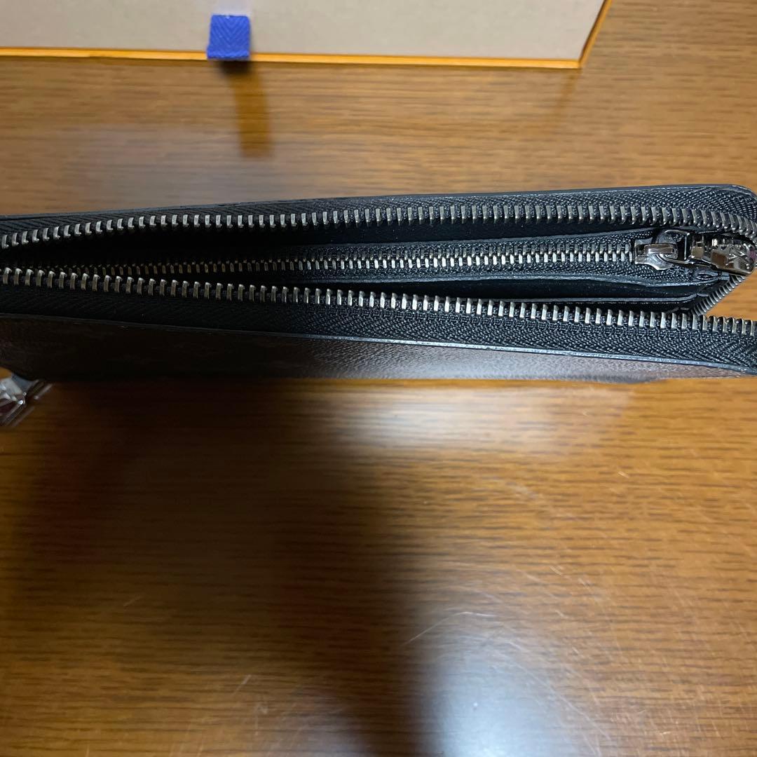 LOUIS VUITTON ルイヴィトン モノグラム エクリプス 財布