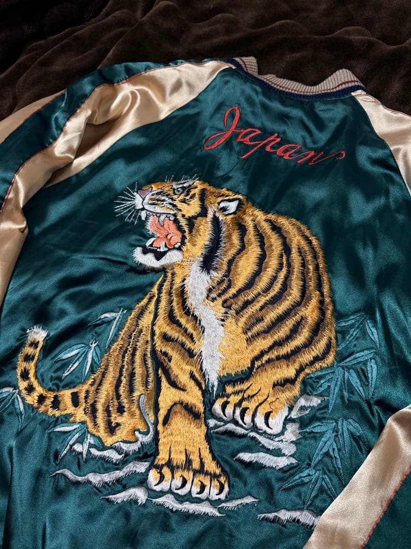 美品 ２面用 テーラー東洋 虎 日本限定 スカジャン サテン vintage