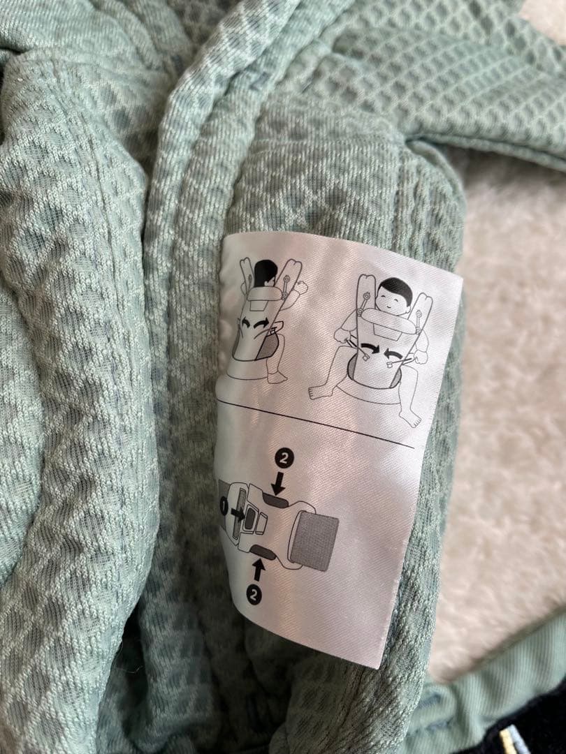 美品　エルゴベビー　抱っこ紐　オムニブリーズ　セージグリーン