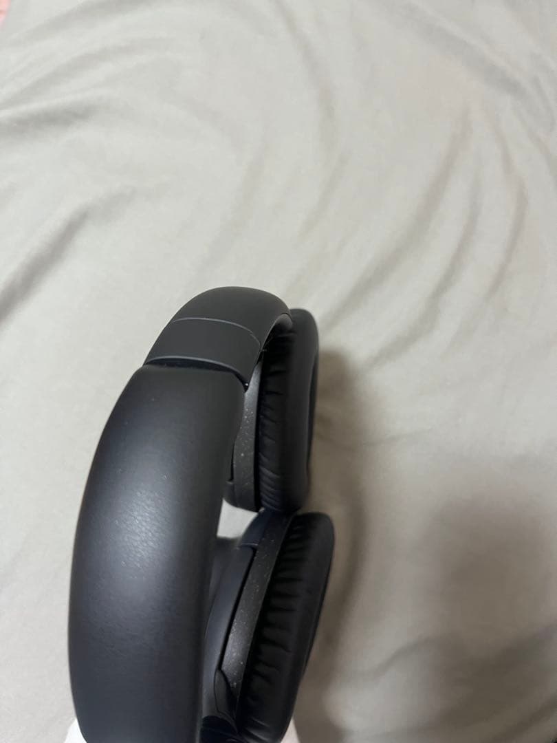 オーディオテクニカ　ワイヤレスヘッドホン ブラック ノイズキャンセリング