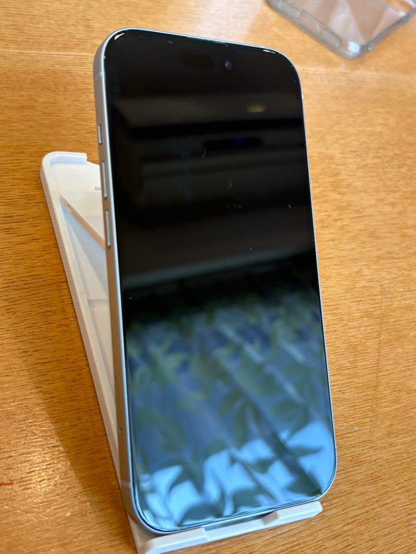 極美品　SIMフリー　iPhone15 128GB ブルー