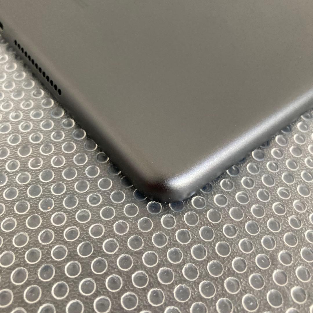 3403【早い者勝ち】iPad7 第7世代 32GB WIFIモデル☆