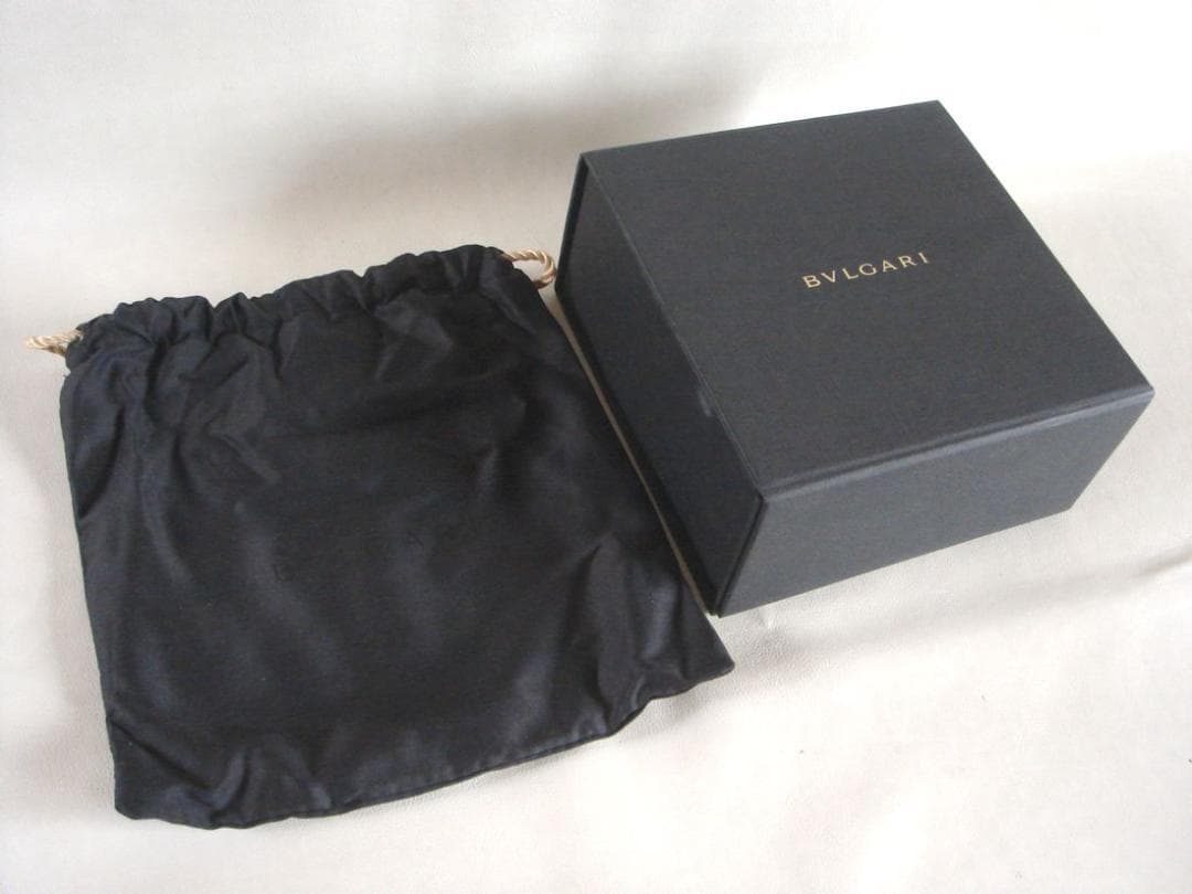 新品未使用品 BVLGARI ブルガリレザーベルト ブラック