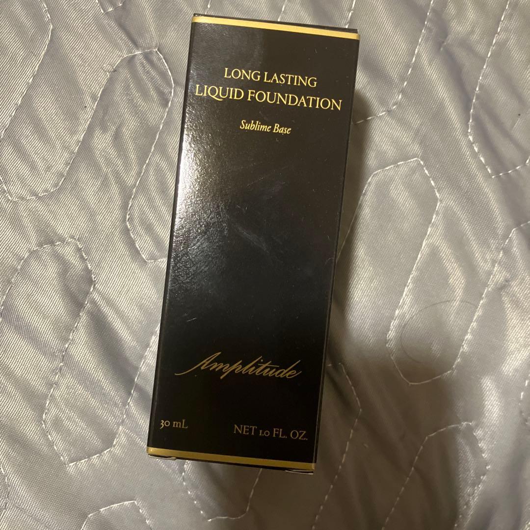 アンプリチュード　ロングラスティングリキッドファンデーション　30ml