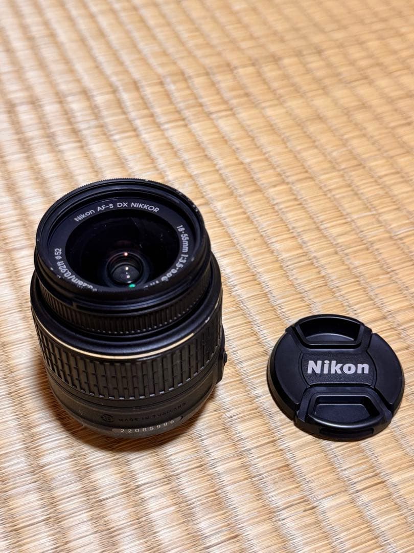 Nikon D5500 本体　D5600対応70-300mm望遠レンズ