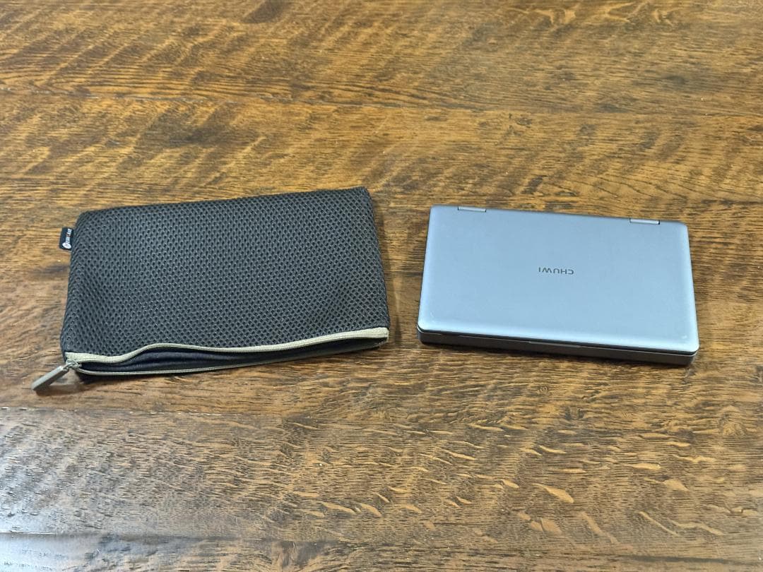 【極美品】CHUWI MiniBook Core m3-8100Y／8／256