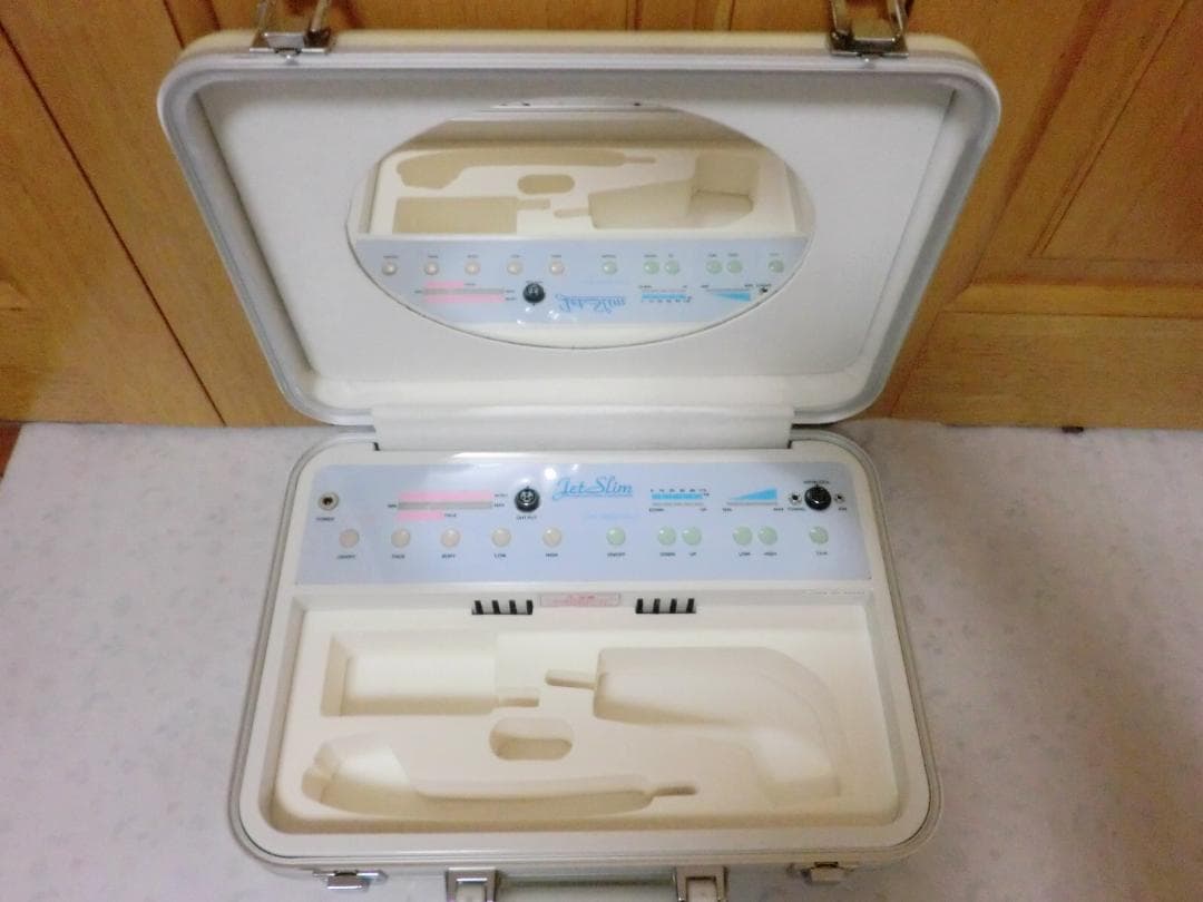 ジェットスリム３多機能美容器41万円◆ 超音波・イオン・ホットクール・トーニング