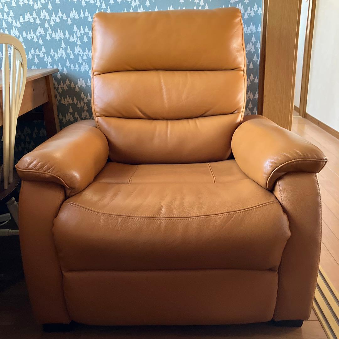 ニトリ　電動レザー リクライニングチェア　ビリーバー