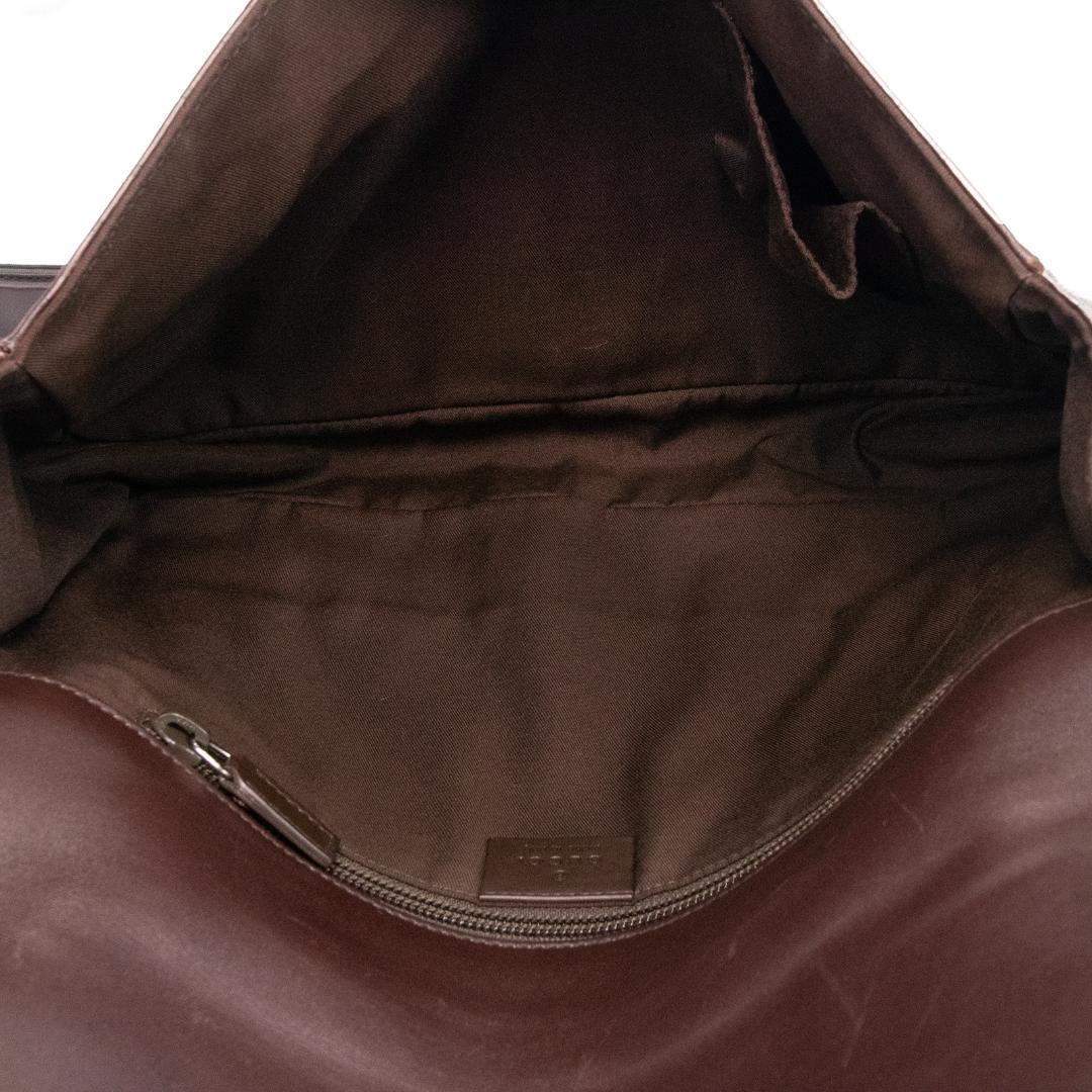 本物 グッチ メッセンジャーバッグ メンズ 茶色 肩掛け 斜め掛け GG 総柄