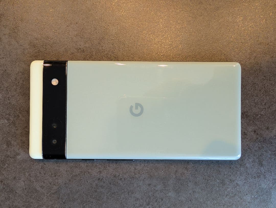 Google Pixel 6a 本体 画面ひび割れあり