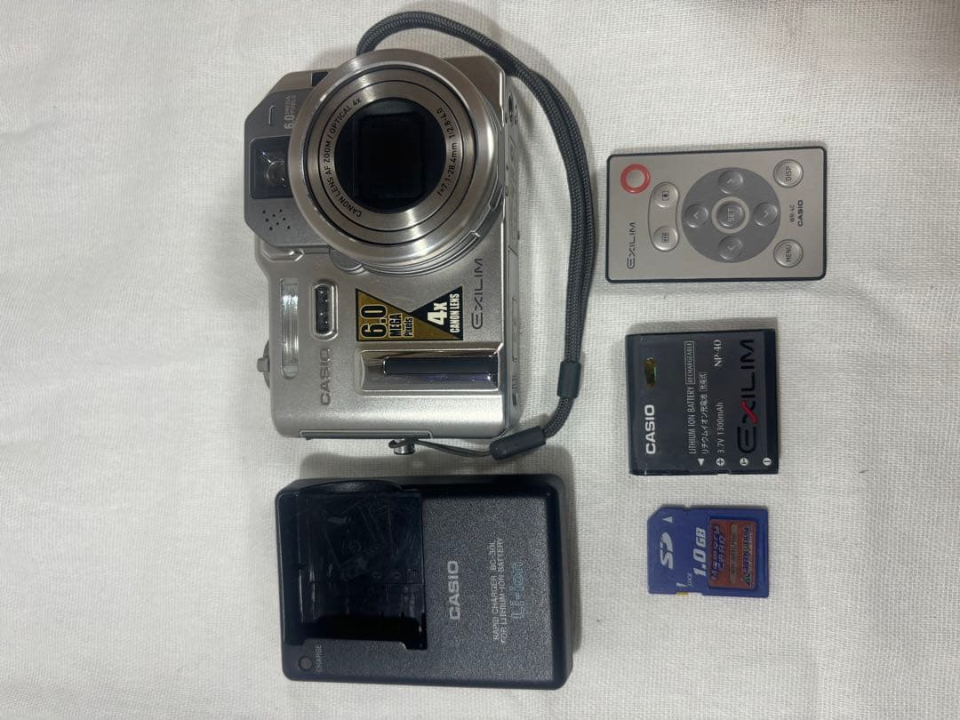 CASIO カシオ EXILIM EX-P600 デジタルカメラ