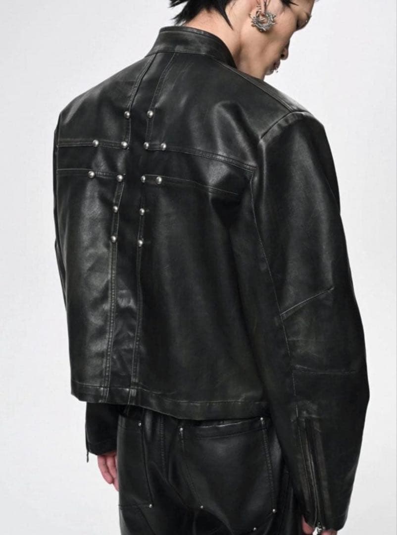 SGW 十字架 ライダースジャケット　レザー　秋　クロスモチーフ