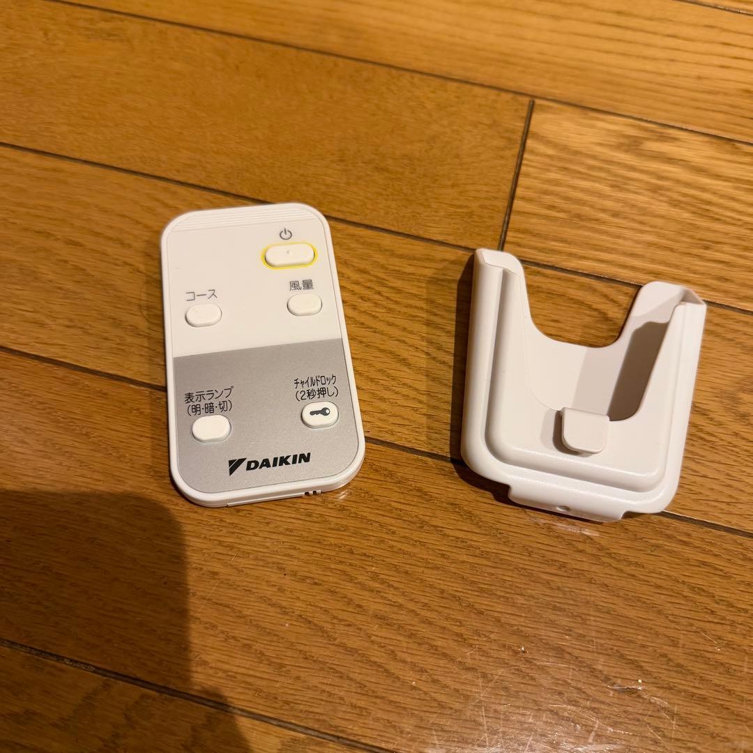 【極美品】 ダイキン 空気清浄機　MC55Y-W MC55YKS リモコン付