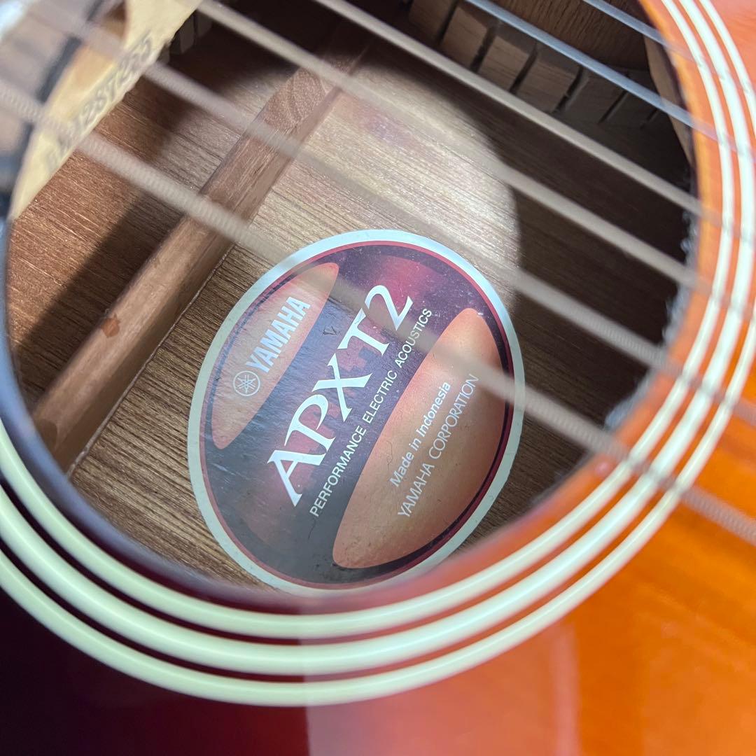 超美品　YAMAHA アコースティック　エレクトリック　ギターAPX-T2