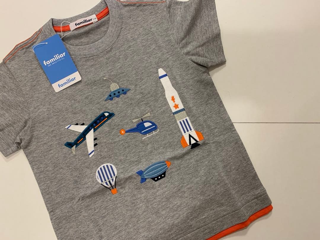 新品未使用　ファミリア　Tシャツ 110 男の子　現行品　familiar