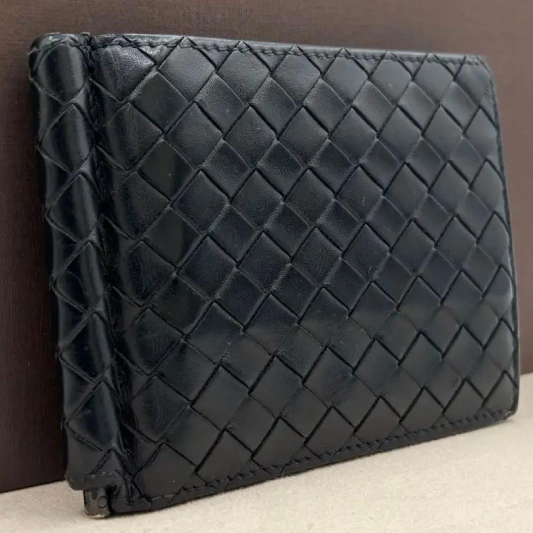 美品　ボッテガヴェネタ　イントレチャート　マネークリップ　折り財布　黒　お札入れ