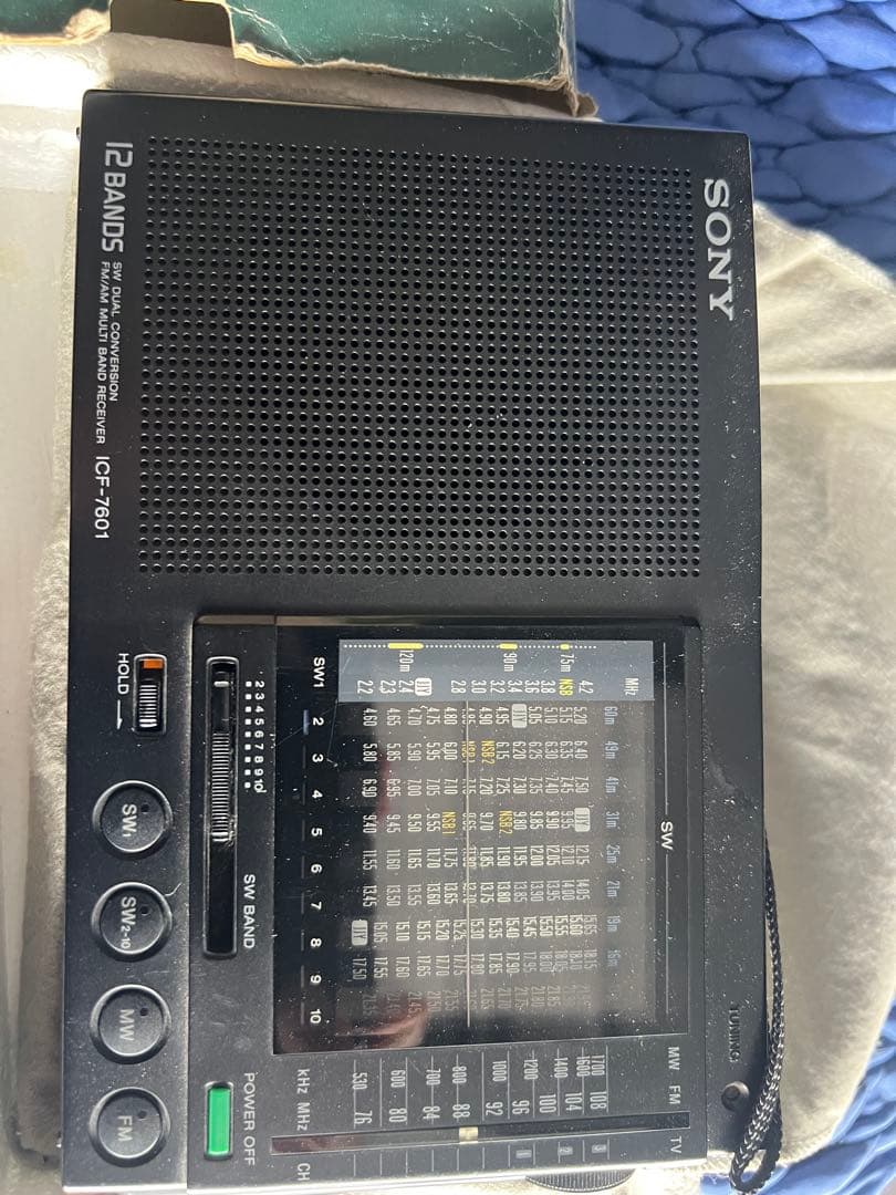 Sony ICF-7601 12バンドラジオ