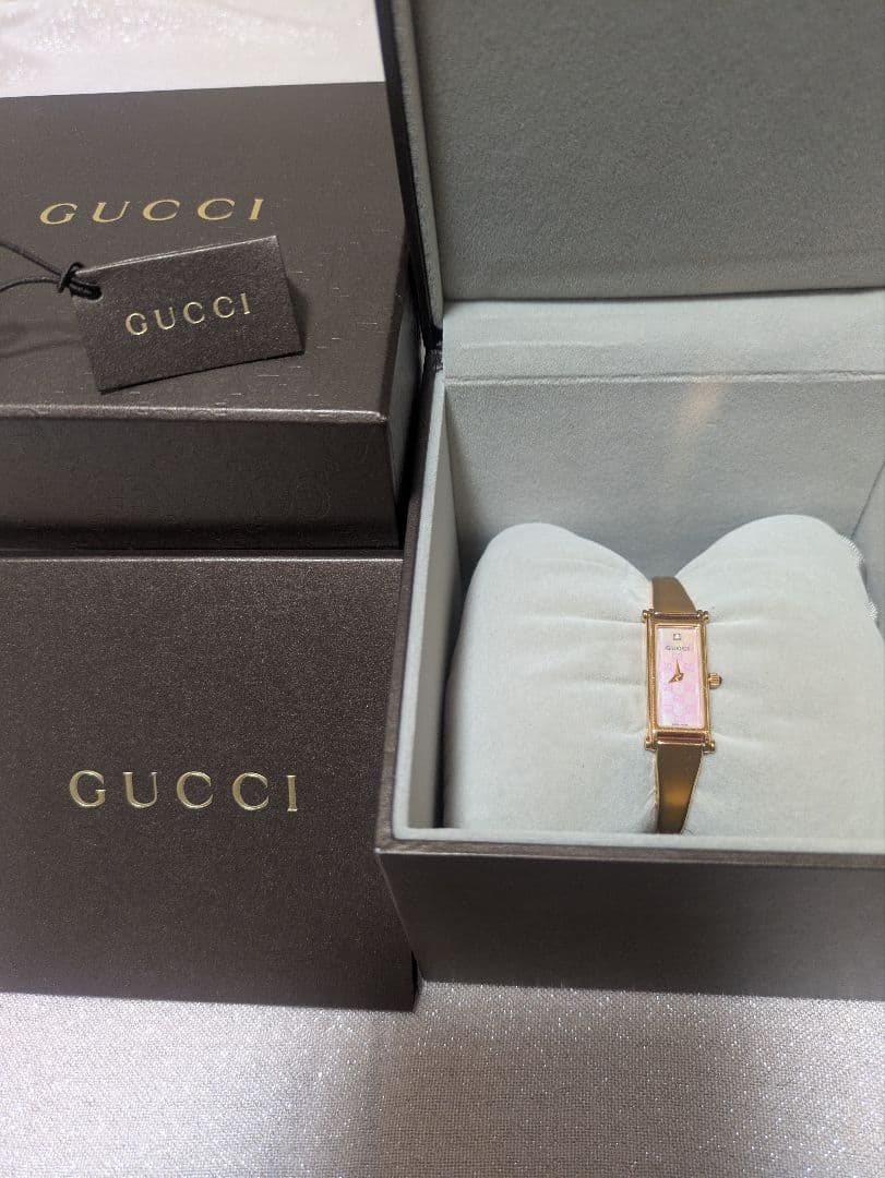 GUCCI ピンク文字盤 ゴールド