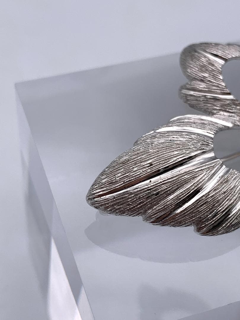 【美品】MIKIMOTO　ミキモト　真珠パール　ブローチコサージュ　リーフ