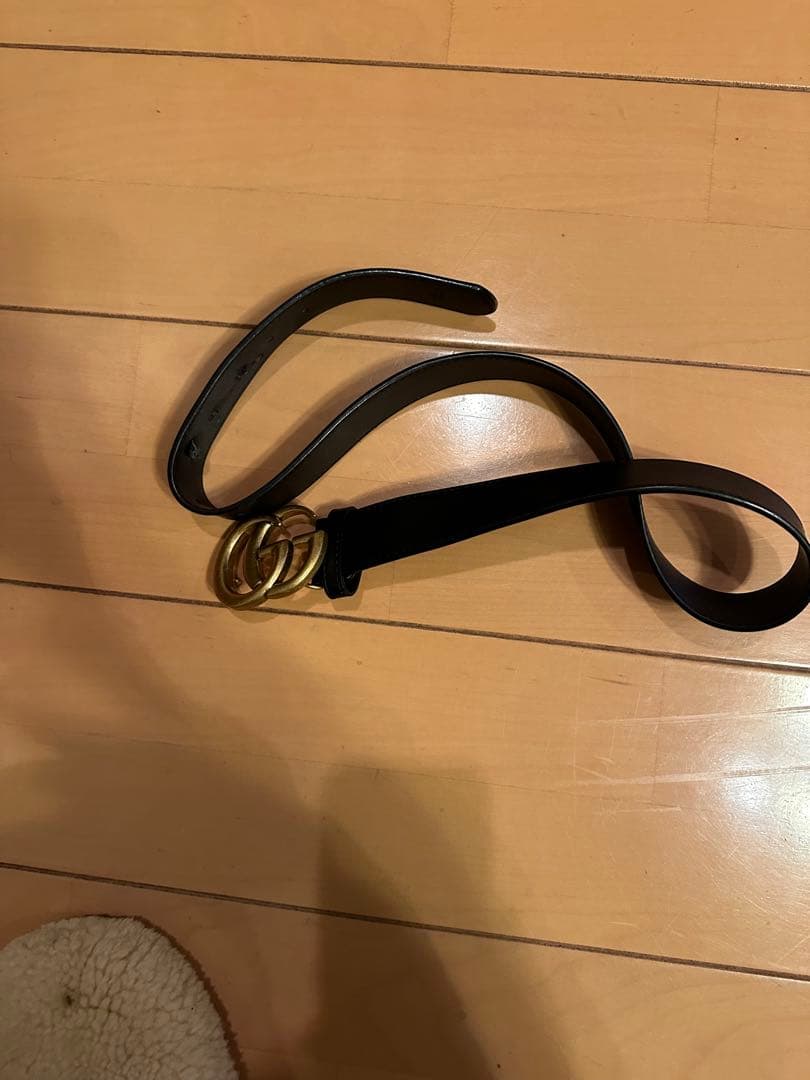 GUCCI ブラックベルト ゴールドバックル