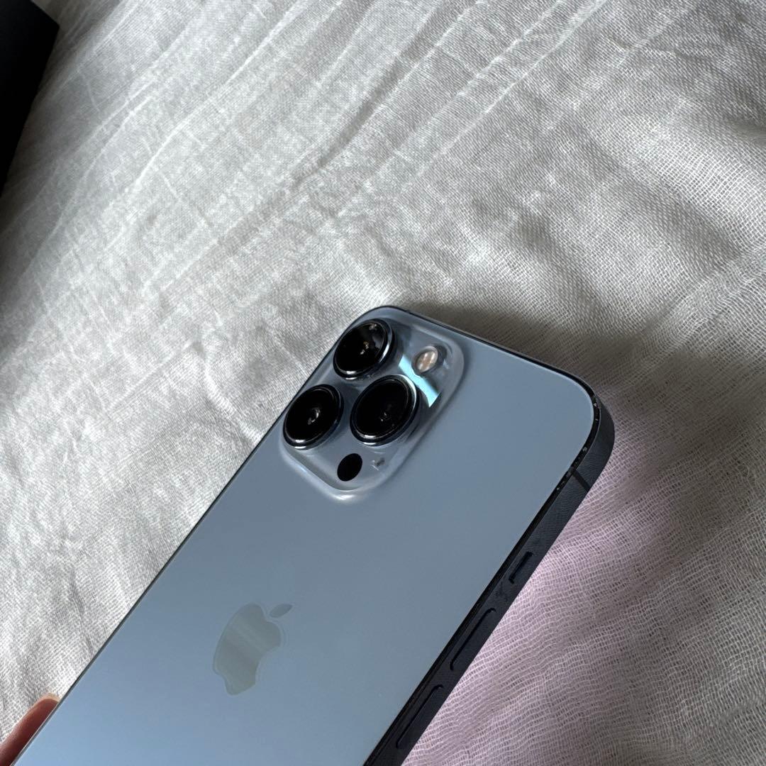 【美品】iPhone13pro 256GB シエラブルー 付属品未使用