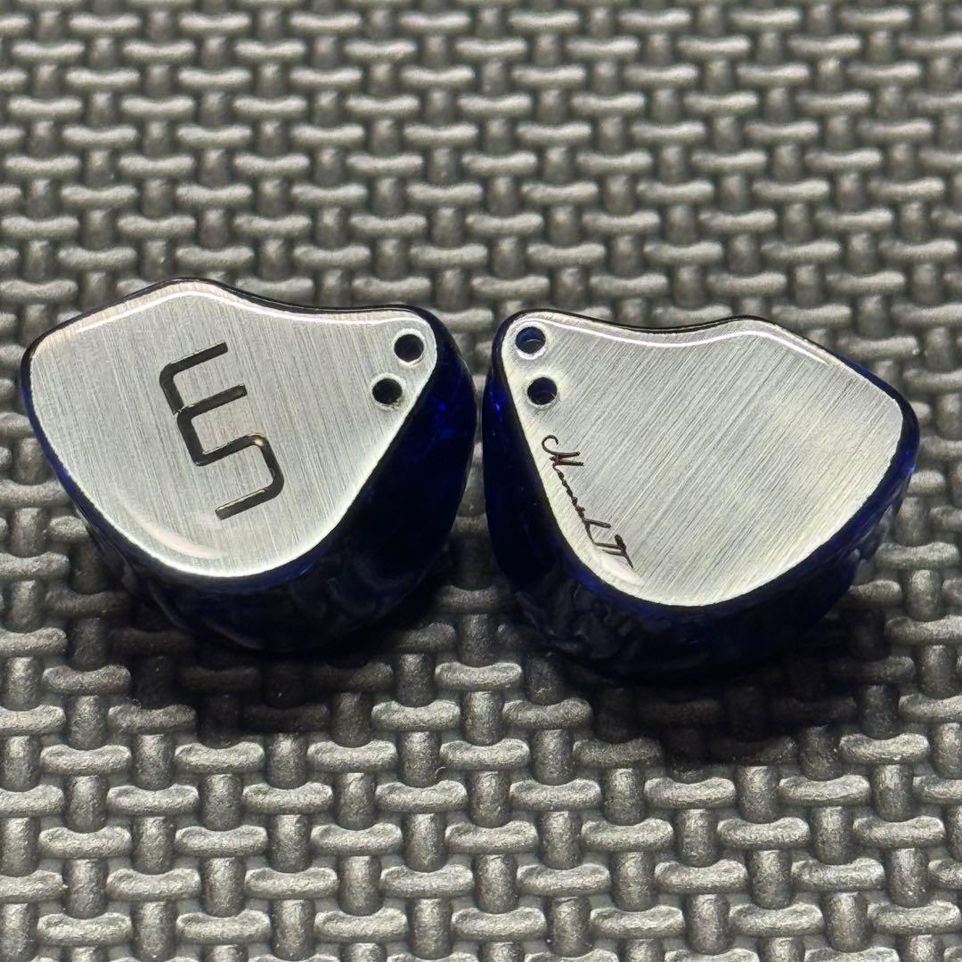 イヤホン Unique Melody MAVERICK II UNM-4161