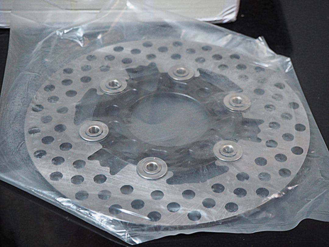 ビッグローター 4ポッドキャリパーキット ズーマー Dio ライブディオZX