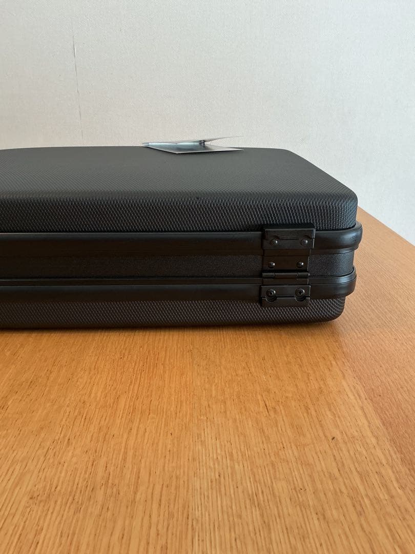 ☆新品未使用　サムソナイト　アタッシュケース　送料無料！