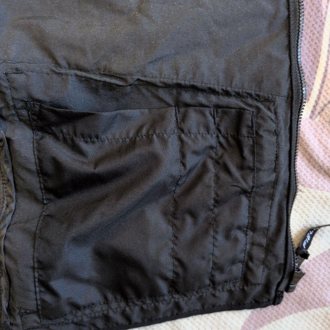 廃盤　預け入れ受託荷物料金節約機内持込極大化背中ポケ詰め替保安検通過　g　ベスト