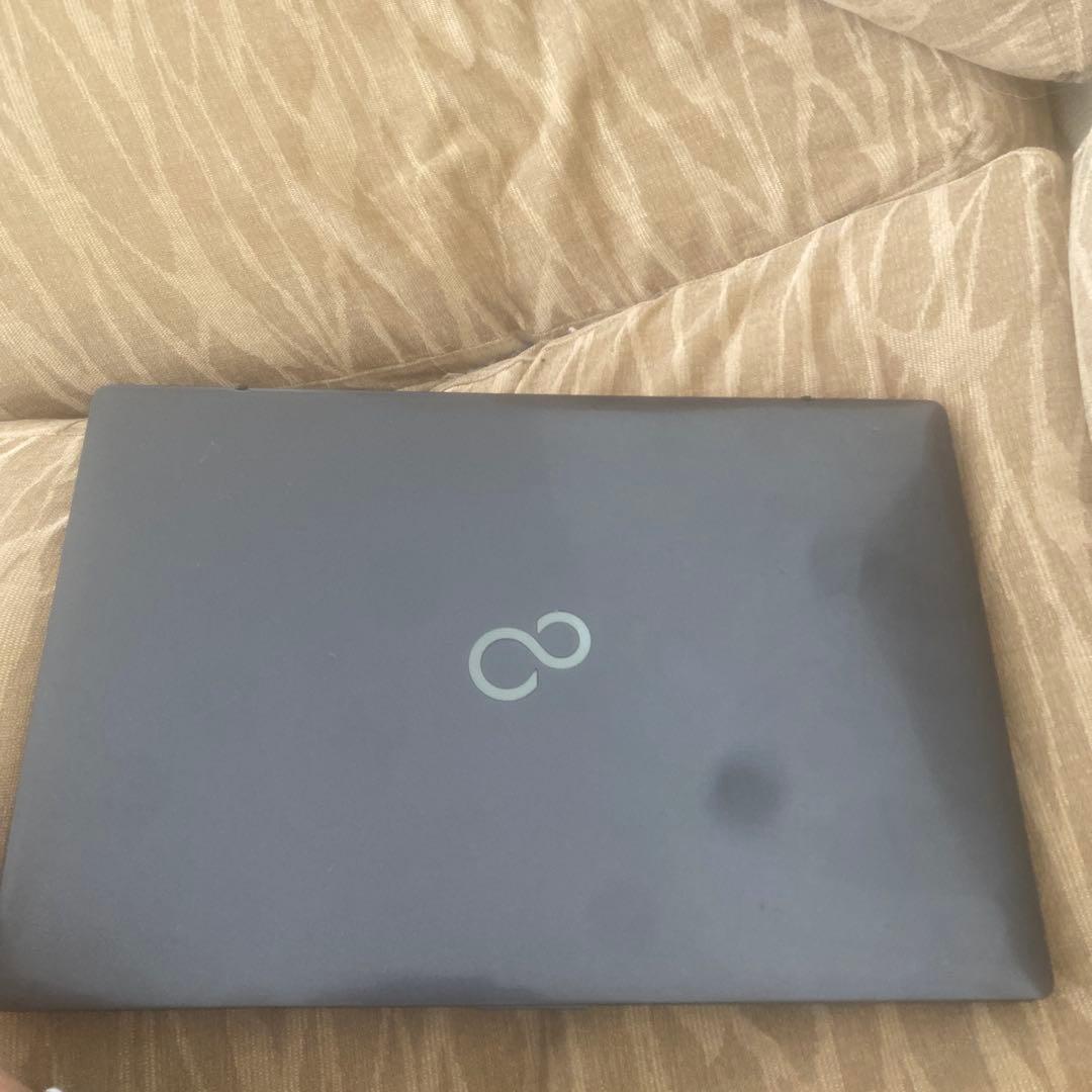 富士通FMVノートパソコン