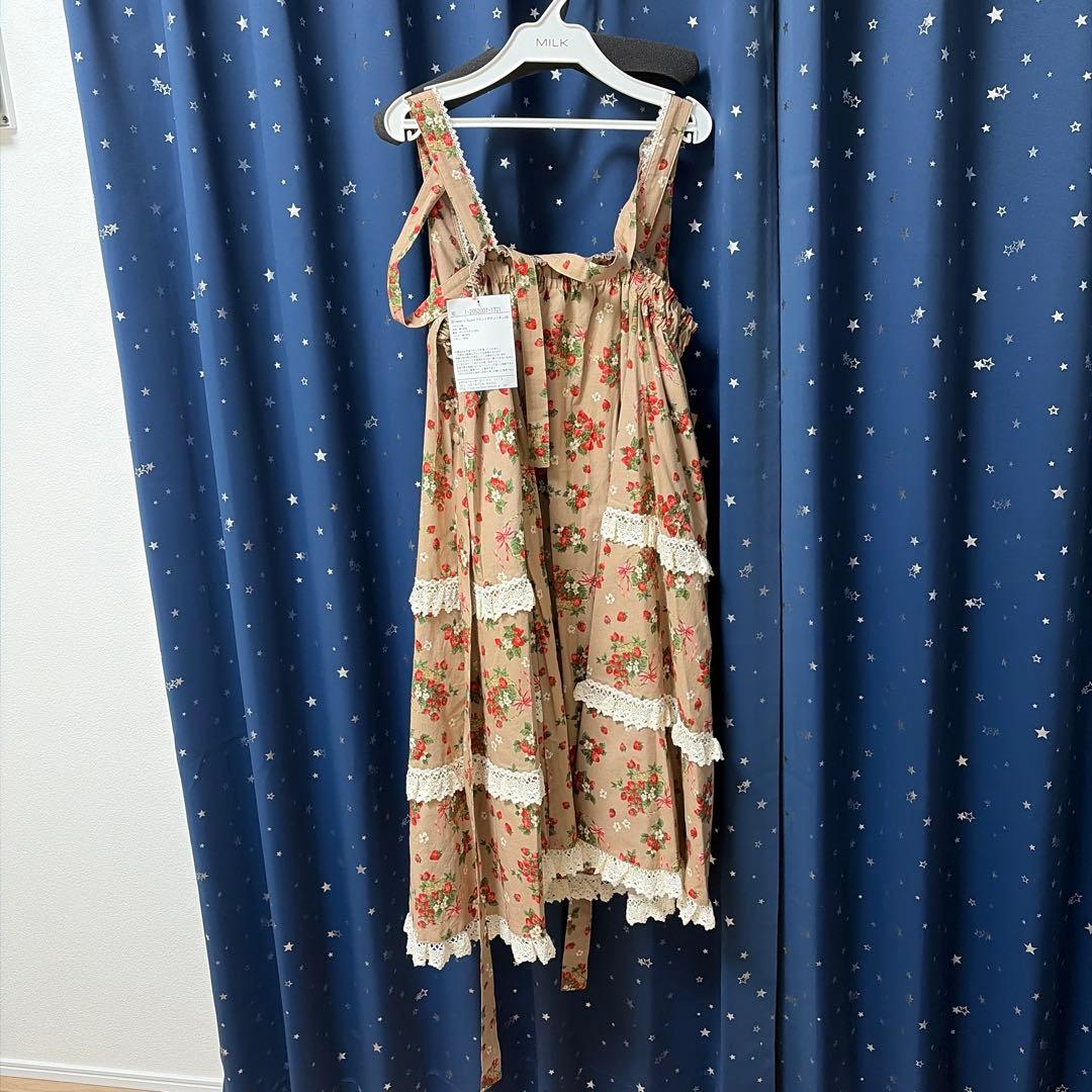 メタモルフォーゼ　strawberry basket フロントボタンリボンjsk