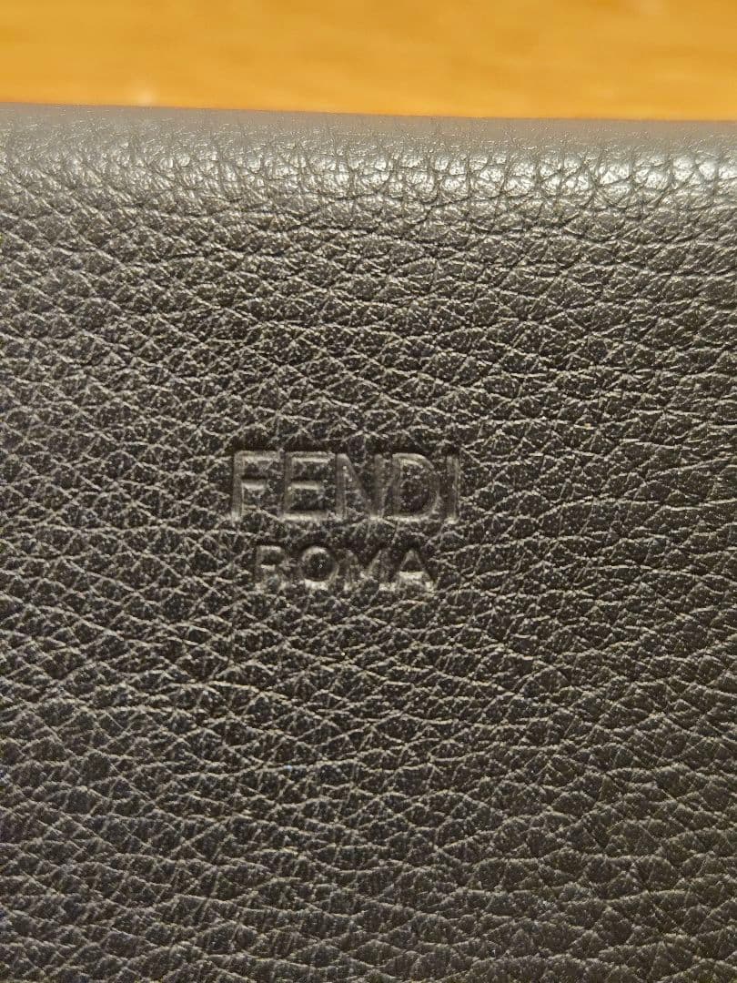 【極美品】 FENDI 名刺入れ カードケース 8M0425