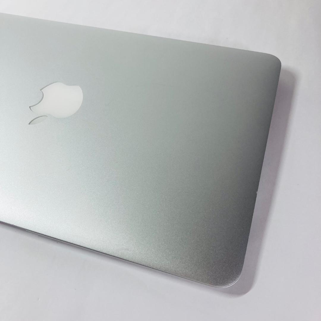 MacBook本体 MacBook Air A1465 i5 4GB SSD256GB