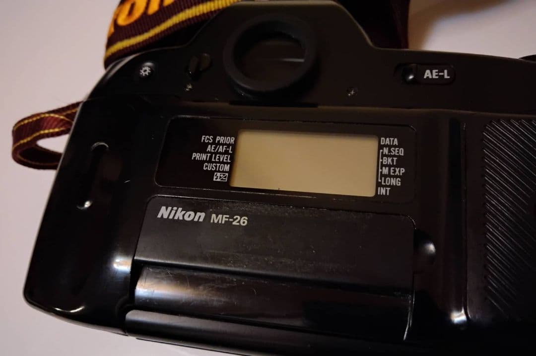★Nikon ニコン F90X フィルムカメラ　動作確認済み！ 一眼レフカメラ