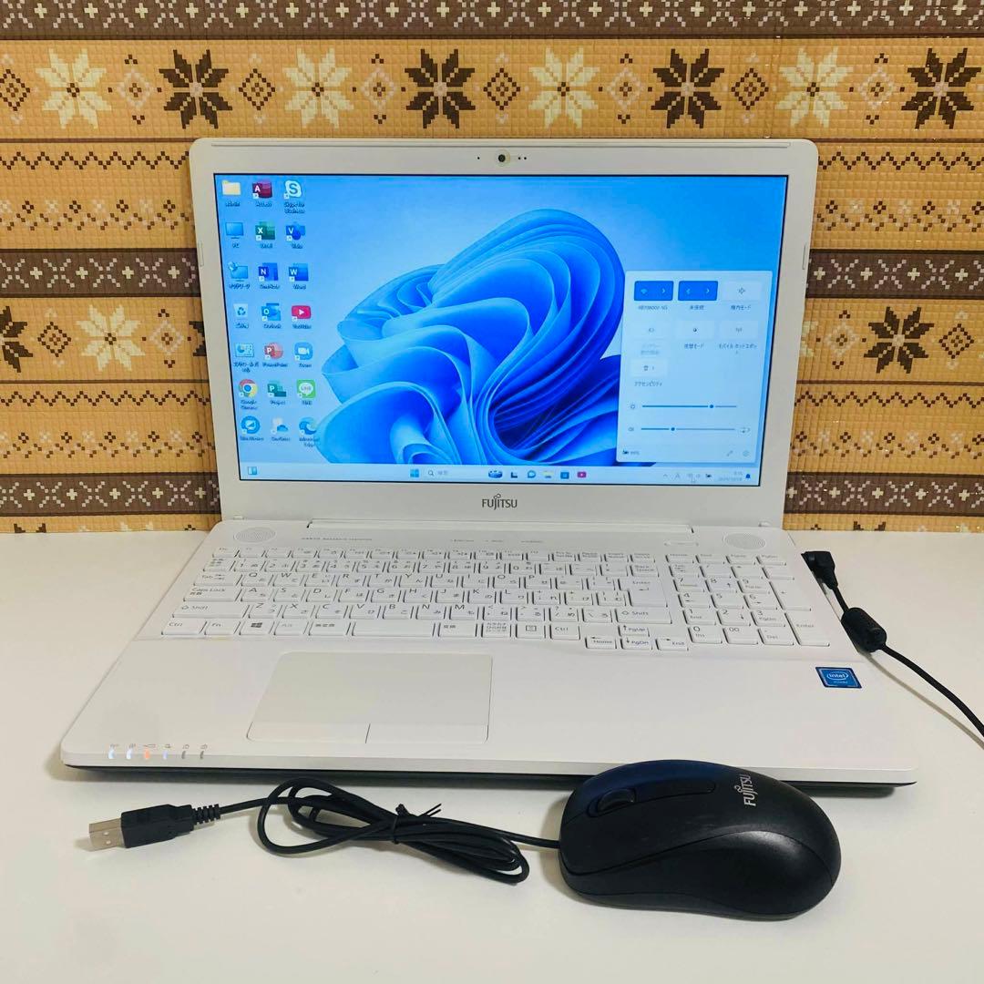 Y882 富士通ノートパソコンSSD高速 WEBカメラWindows11オフィス