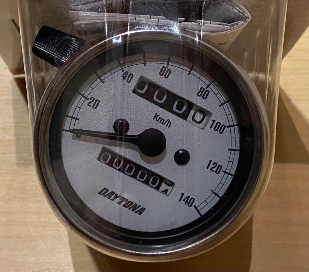 【新品】デイトナ 機械式スピードメーター φ60 ホワイトパネル 15635