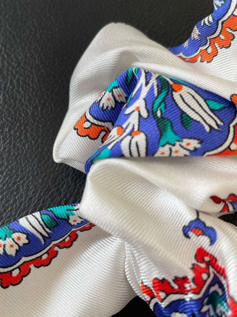 美品 Chloé クロエ チャーリー ロングリボンシュシュ