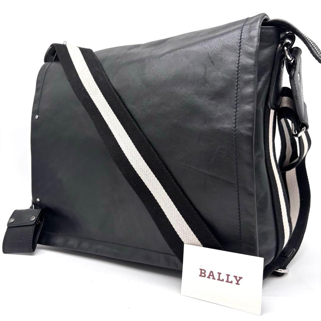 ✨良品✨バリー　メッセンジャーバッグ　トレスポ　A4可　レザー　南京錠