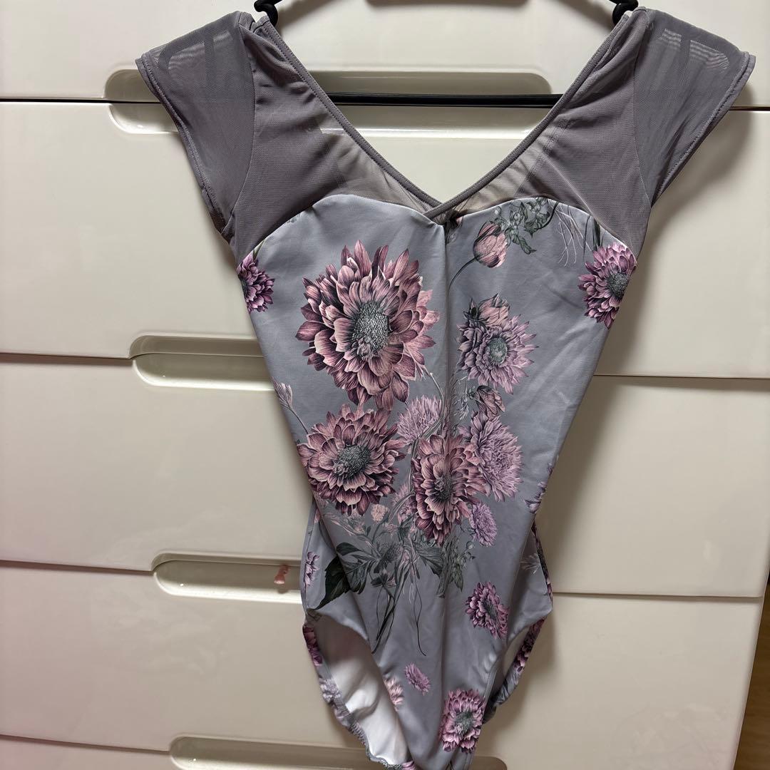 最終値下げ/stina/s/花柄 Vネック レオタード