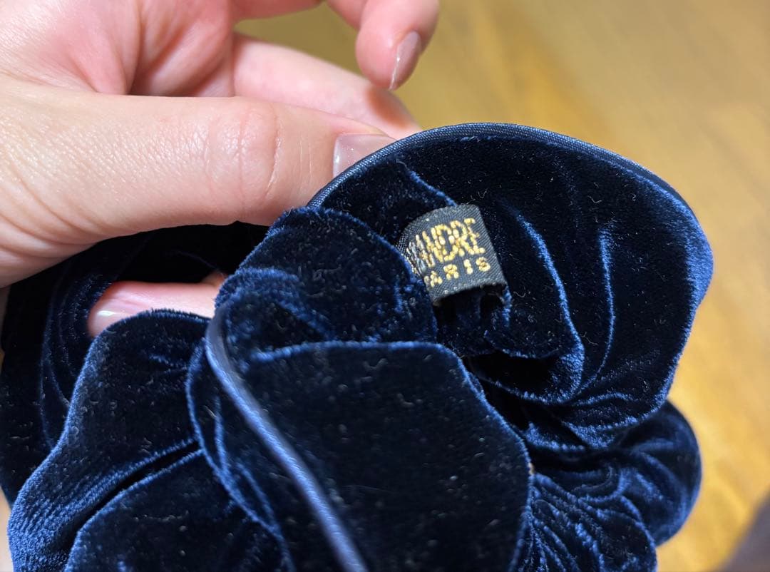 1週間大幅値下げ！アレクサンドルドゥパリ　ベルベットヘアゴム　シュシュ