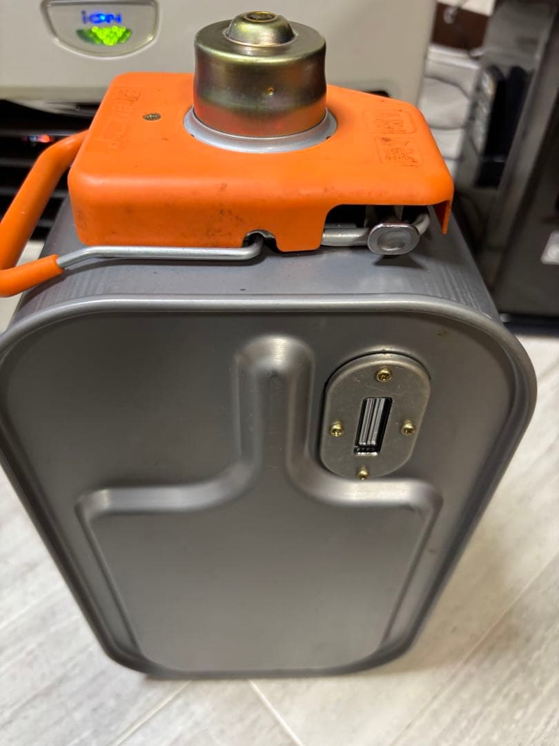 プロフ必読！送料込！気化筒新品交換済み！コロナ4.6kw石油ファンヒーター