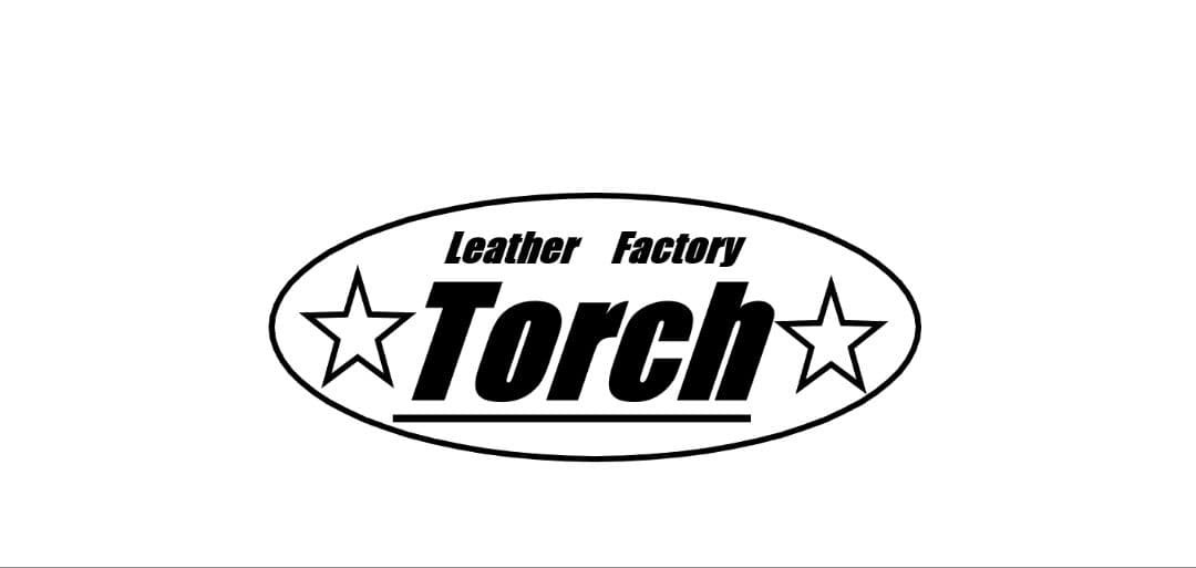 栃木レザー　スタッズブラック　ベルト　アクリル　アクアブルー